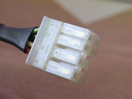 Elektrischer Steckverbinder mit Pin-Nummerierung