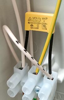 MKP-Kondensator und elektrische Verdrahtung
