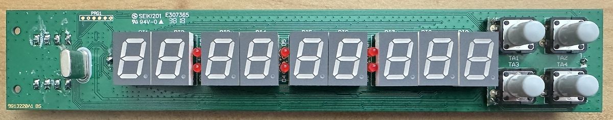 Leiterplatte mit 7-Segment-Anzeigen und Tastern