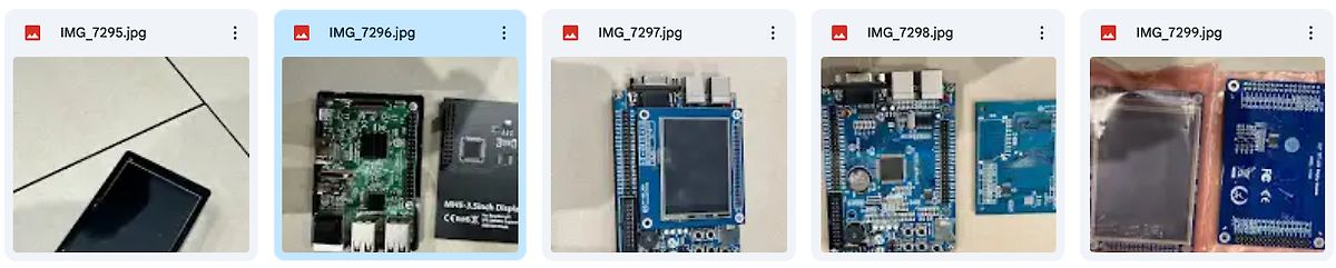 Verschiedene Mikrocontroller-Boards und Displays
