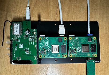 Aufbau mit Raspberry Pi Compute Modules und Trxc2-TIF Board
