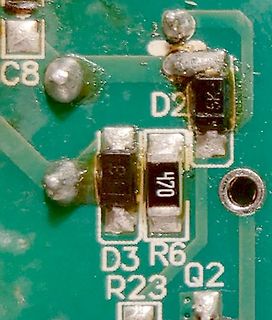 Nahaufnahme einer Leiterplatte mit SMD-Bauteilen