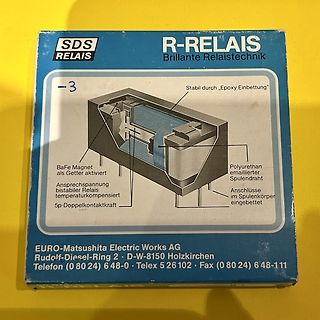 Verpackung einer R-Relais Komponente