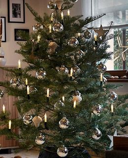 Geschmückter Weihnachtsbaum