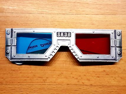 3D-Brille auf Holzuntergrund