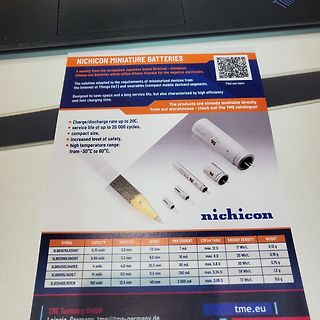 Werbeflyer für Nichicon Miniatur-Lithium-Ionen-Batterien