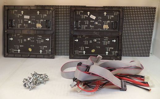 LED-Module, Flachbandkabel und Schrauben