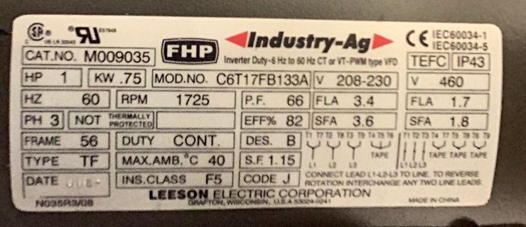 Typenschild eines Leeson Elektromotors