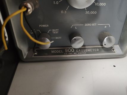 Bedienfeld eines Model 900 Gaussmeters