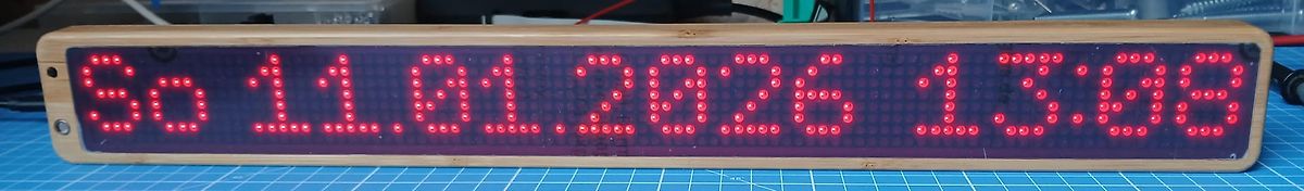 LED-Matrix-Anzeige mit Datum und Uhrzeit
