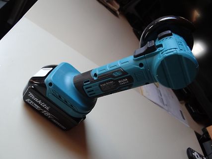 Makita Akku-Winkelschleifer