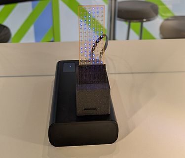 LED-Matrix auf Powerbank mit 3D-gedrucktem Halter