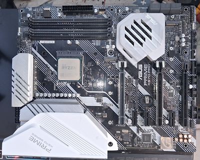ASUS Prime X570-Pro Mainboard mit Ryzen CPU
