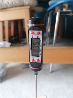 Digitales Thermometer mit Sonde