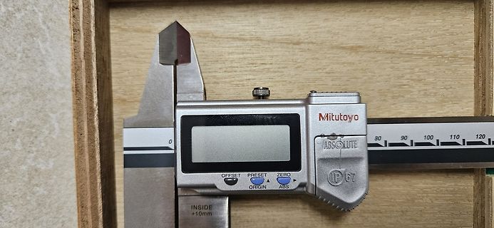 Digitaler Messschieber von Mitutoyo