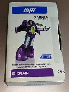 Verpackung eines AVR XMEGA Evaluation Kit