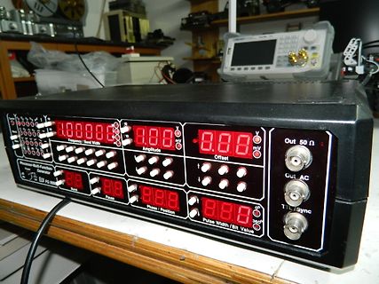 Funktionsgenerator mit LED-Displays