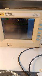 Rigol DS1052E Digitaloszilloskop mit Messkurve
