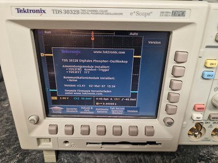 Tektronix TDS 3032B Oszilloskop Display