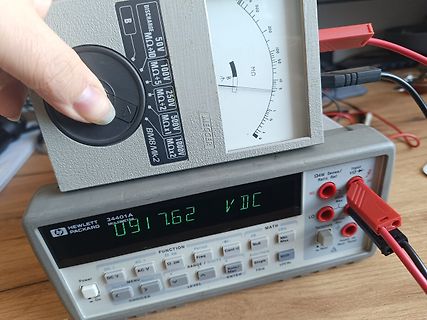 Messung mit Multimeter und Digitalmultimeter