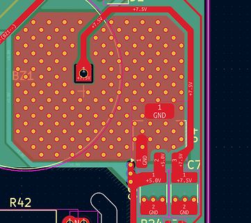 Ausschnitt eines PCB-Layouts mit Leiterbahnen und Durchkontaktierungen