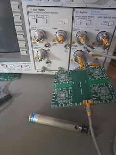 Messaufbau mit Agilent TDR Modul und Leiterplatte