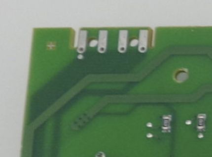 Detailaufnahme einer grünen Leiterplatte