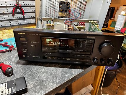 Onkyo Audio Video Control Tuner Amplifier R1 Reparatur