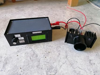Messgerät mit Display und Leistungsmessung