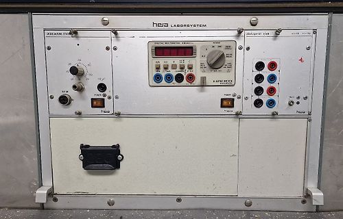 Hera Laborsystem mit Digital Multimeter und Netzgerät