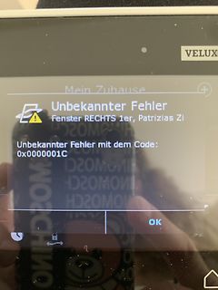 Display mit Fehlermeldung eines Velux-Geräts