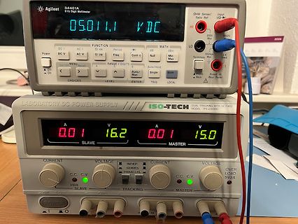 Agilent Multimeter und ISO-TECH Labornetzteil