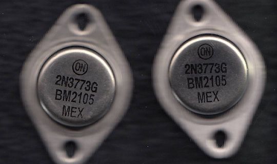 Zwei Transistoren im TO-3 Gehäuse