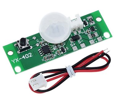 Leiterplatte mit Sensor und Kabeln
