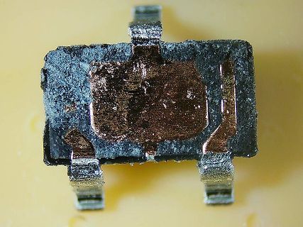 Oberflächenaufnahme eines SMD-Bauteils