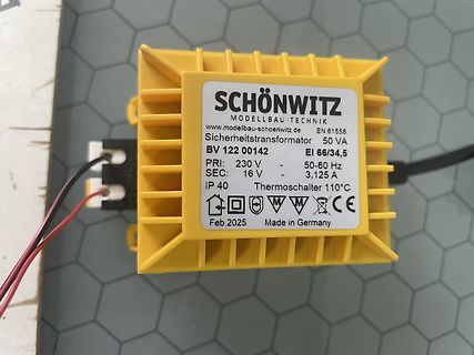 Sicherheitstransformator von Schönwitz Modellbau Technik