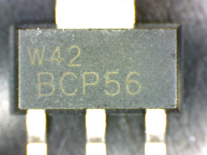 Makroaufnahme eines Transistors BCP56