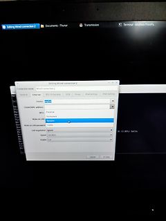 Foto eines Computerbildschirms mit Netzwerkeinstellungen
