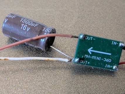Ladeelektronik MH-MINI-360 mit Elektrolytkondensator