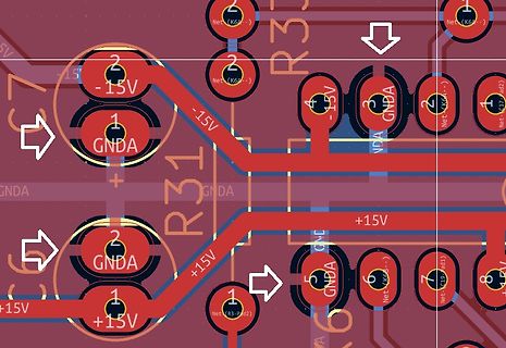 Ausschnitt eines PCB-Layouts mit Leiterbahnen und Pads