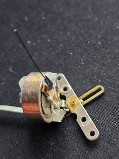 Mechanismus eines elektromagnetischen Relais oder Schalters