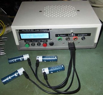 Log-Charger mit Akkus
