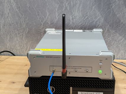 Anritsu MD8190A Universal RF Unit und Messaufbau