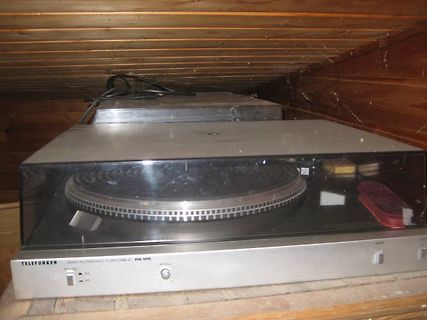 Telefunken RS 100 Plattenspieler