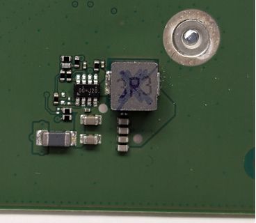 Nahaufnahme einer Leiterplatte mit SMD-Bauteilen