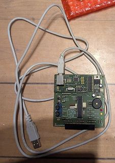 AVR Mikrocontroller Entwicklungsboard mit USB-Kabel
