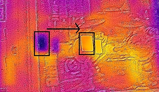 Wärmebildaufnahme mit markierten Hotspots