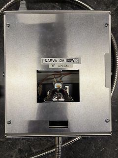 Rückseite eines Narva 12V 100W Geräts