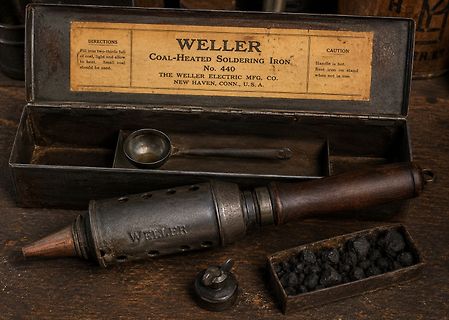 Weller Kohle-Lötstation mit Zubehör