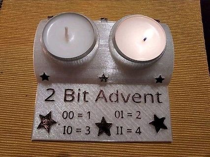 3D-gedruckter Adventskranz mit Binär-Logik